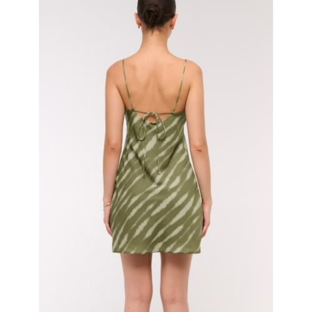 NWT Abercrombie & Fitch Women's Julia Slip Mini Dress in Olive Pattern Small - Picture 2 of 9